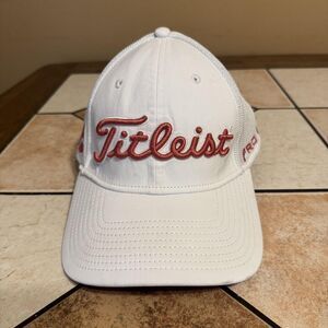 Titleist Hat Cap Fitted Mens Large White Mesh Back Pro V1 Golf New Era